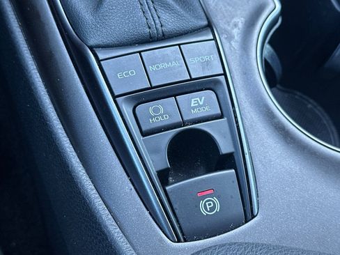 New 2023 Toyota Camry SE w/ Audio Upgrade Package FWD image 32