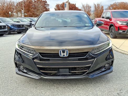 Certified 2022 Honda Accord Sport image 2