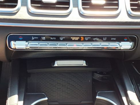 Used 2021 Mercedes-Benz GLE 350 4MATIC image 19