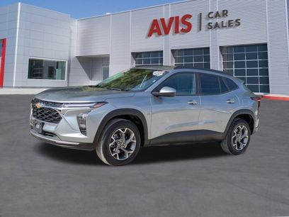 Used 2025 Chevrolet Trax LT w/ LT Convenience Package