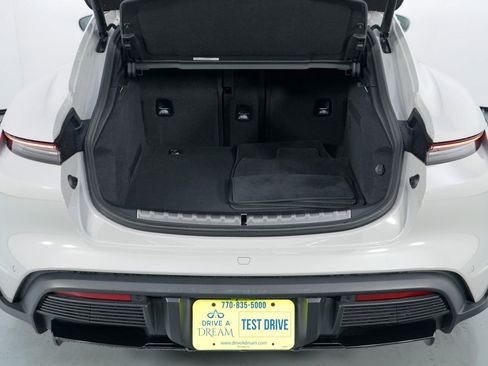 Used 2025 Porsche Taycan 4S w/ Premium Package image 10
