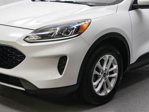 Used 2020 Ford Escape SE AWD/4WD image 4