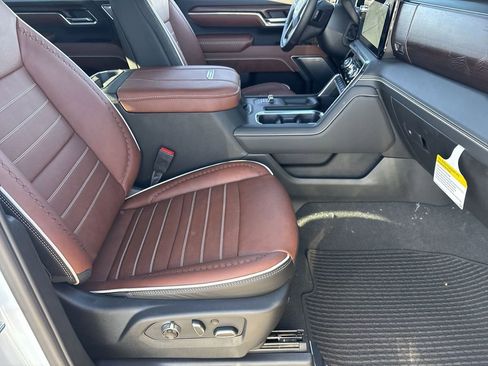 New 2026 GMC Sierra 3500 Denali Ultimate image 28