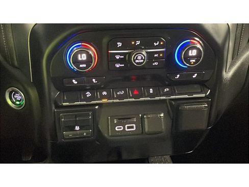 Used 2019 Chevrolet Silverado 1500 LT w/ All-Star Edition AWD/4WD image 14