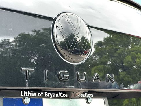 Used 2022 Volkswagen Tiguan S FWD image 15