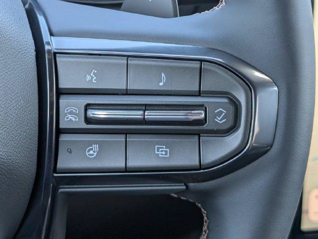 New 2026 GMC Terrain AT4 w/ LPO, Black Badging Package AWD/4WD image 30