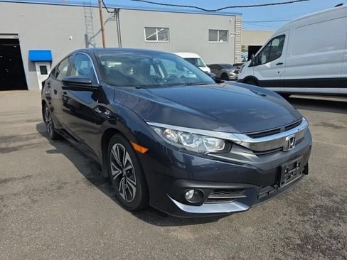 Used 2018 Honda Civic EX-L image 3