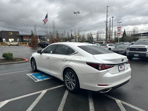Used 2020 Lexus ES 350 w/ Premium Package image 5
