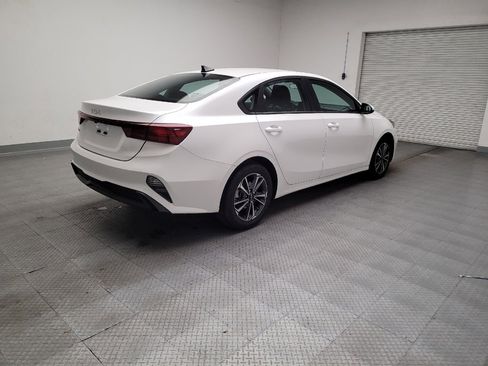 Used 2024 Kia Forte LXS image 9