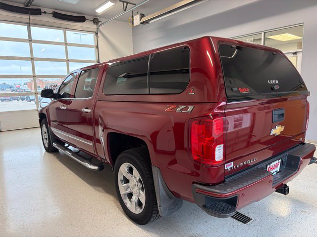 Used 2018 Chevrolet Silverado 1500 LTZ Z71 w/ LTZ Plus Package AWD/4WD image 7