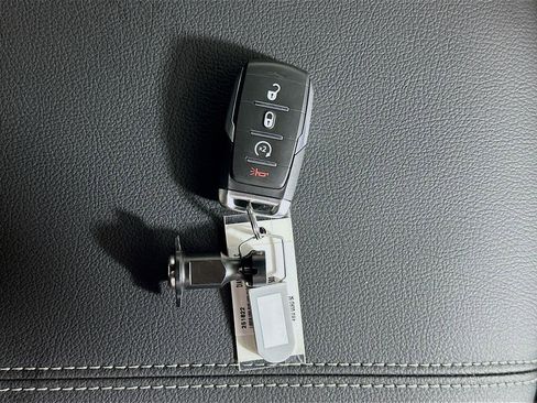 New 2025 RAM 1500 Big Horn AWD/4WD image 21