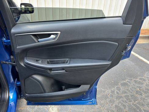 Used 2022 Ford Edge SEL AWD/4WD image 39