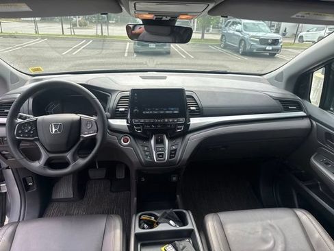 Certified 2023 Honda Odyssey EX-L image 16
