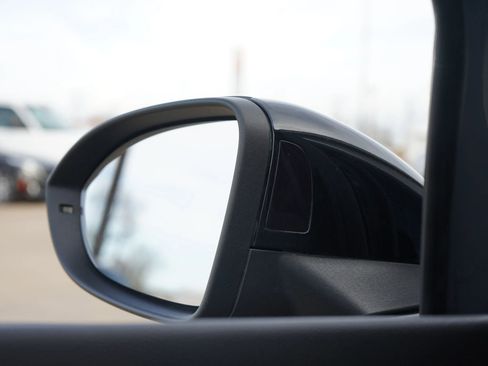 Used 2023 Volkswagen GTI 40th Anniversary Edition image 21