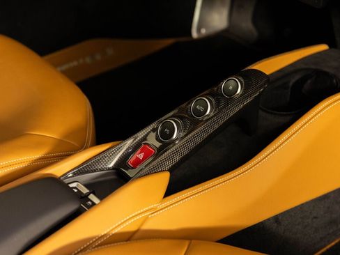 Certified 2021 Ferrari F8 Tributo RWD image 56