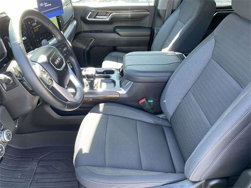 Used 2024 GMC Sierra 1500 Elevation image 15