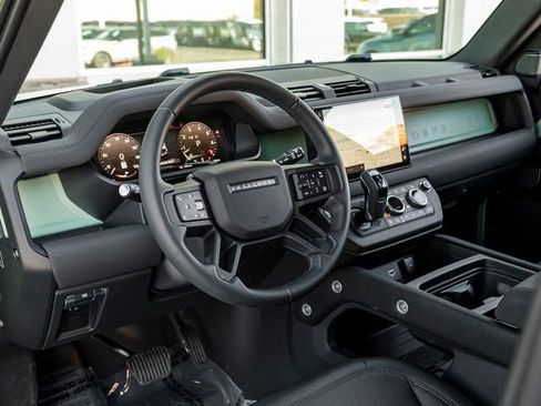 Used 2023 Land Rover Defender 110 75th Limited Edition image 17