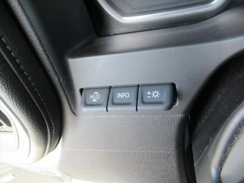 Used 2019 Chevrolet Silverado 1500 High Country w/ Technology Package image 29