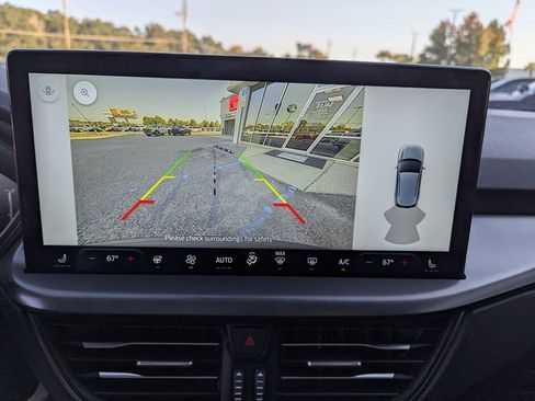 New 2026 Ford Escape SE w/ Class II Trailer Tow Package FWD image 26