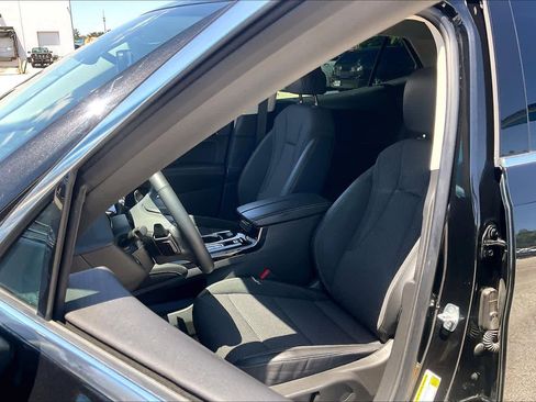 Certified 2023 Buick Envision Preferred AWD/4WD image 9