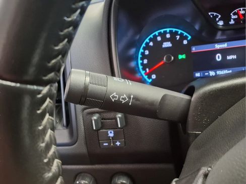 Used 2019 Chevrolet Colorado LT w/ LT Convenience Package AWD/4WD image 18