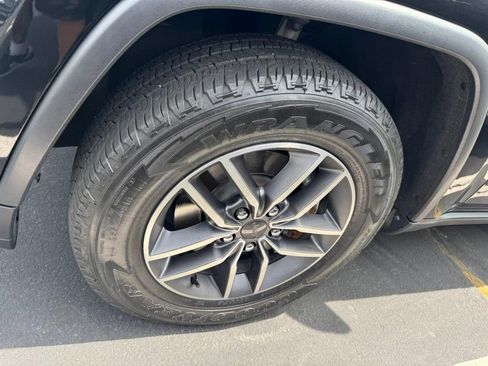Used 2022 Jeep Grand Cherokee Limited AWD/4WD image 4