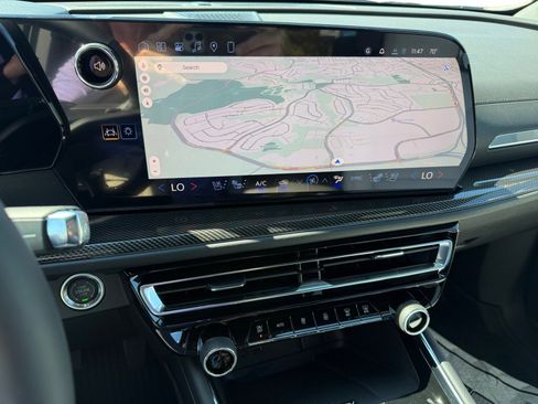 New 2026 Chevrolet Traverse High Country w/ LPO, Floor Liner Package AWD/4WD image 12