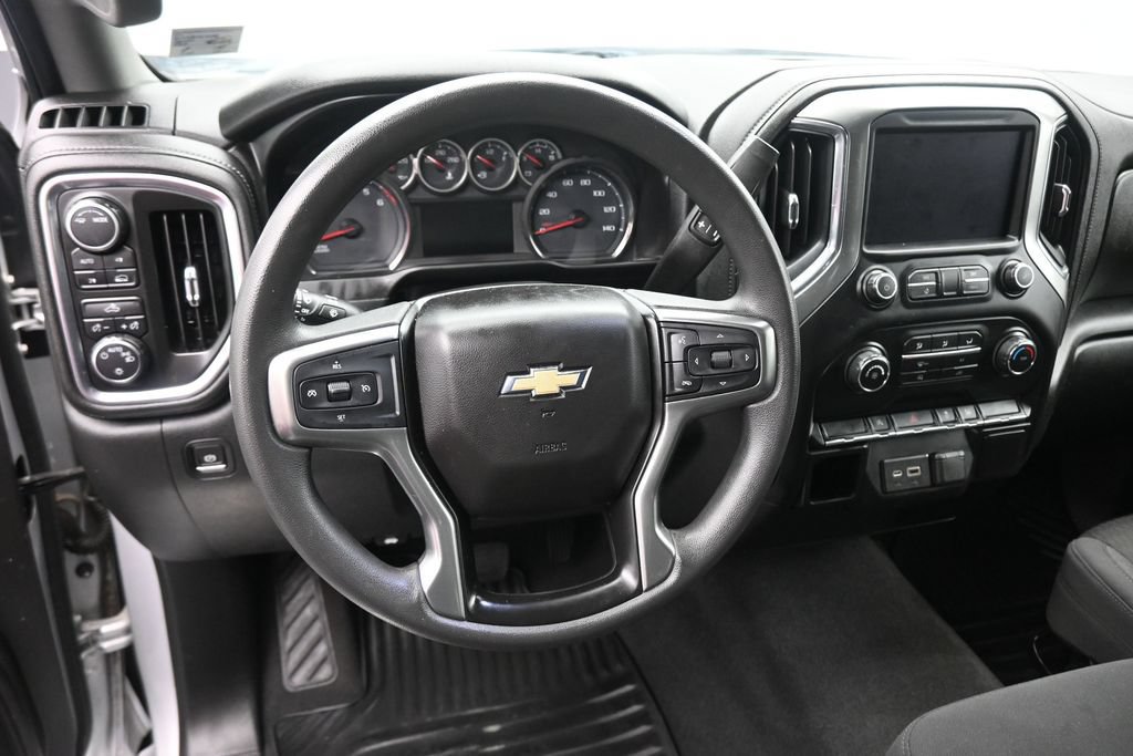 Used 2020 Chevrolet Silverado 1500 LT w/ Trailering Package AWD/4WD image 14