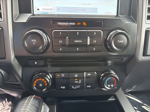 Used 2018 Ford F150 XLT w/ Equipment Group 301A Mid AWD/4WD image 21