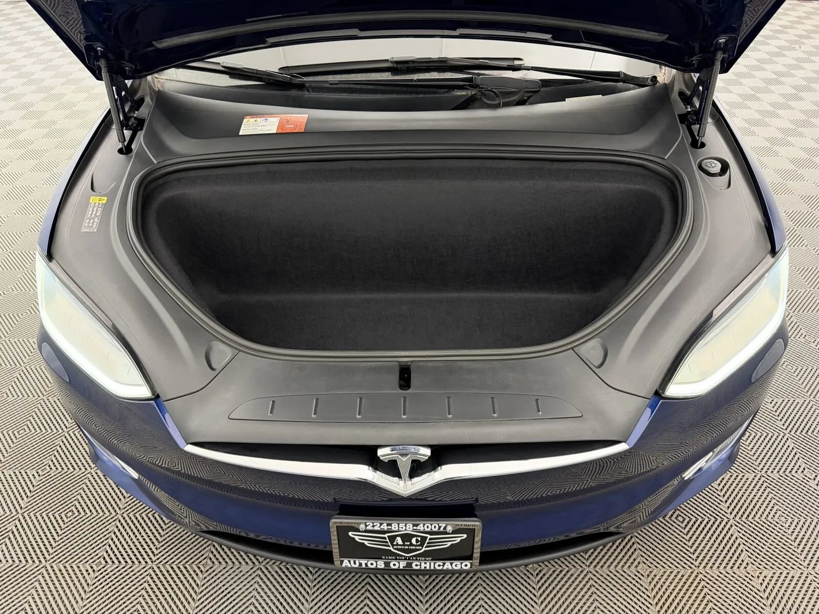 Used 2018 Tesla Model X 75D AWD/4WD image 33