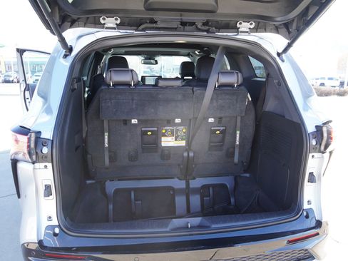 Certified 2022 Toyota Sienna XSE image 15