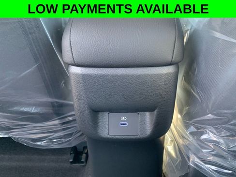 New 2025 Nissan Versa SR w/ Trunk Package FWD image 24