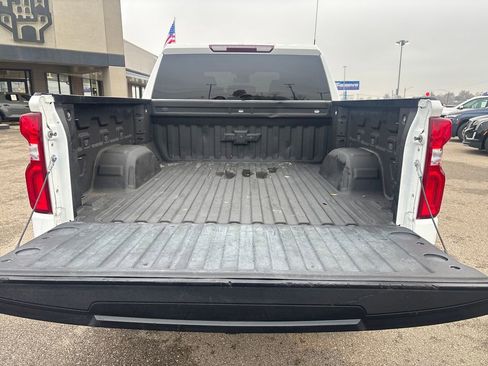 Used 2024 Chevrolet Silverado 1500 LT Trail Boss w/ Protection Package image 30