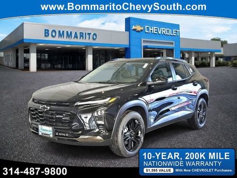New 2026 Chevrolet Trax ACTIV w/ Driver Confidence Package FWD image 1
