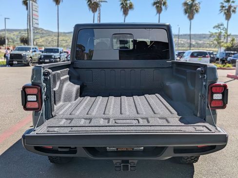 New 2026 Jeep Gladiator Willys image 6