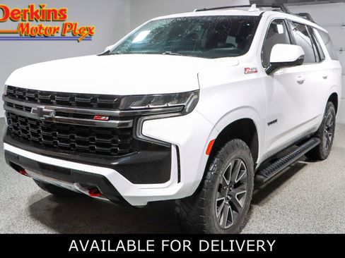 Used 2022 Chevrolet Tahoe Z71 w/ Luxury Package AWD/4WD image 1
