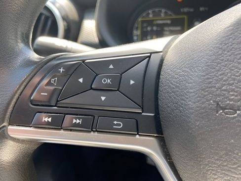 Used 2023 Nissan Kicks SV FWD image 19
