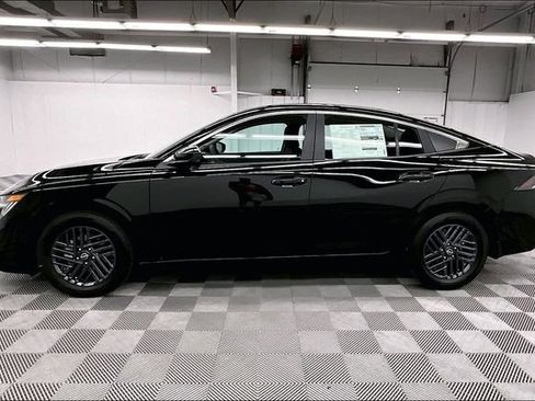 New 2026 Nissan Sentra SV w/ SV Convenience Package FWD image 18