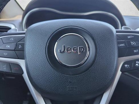 Used 2016 Jeep Grand Cherokee High Altitude RWD image 23