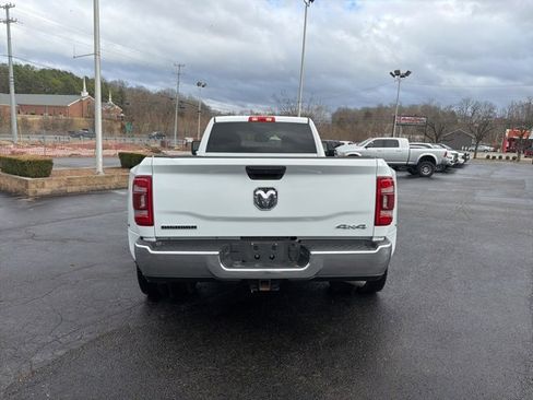 Used 2024 RAM 3500 Big Horn image 11