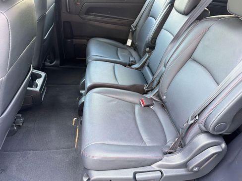 Used 2025 Honda Odyssey Sport-L image 14
