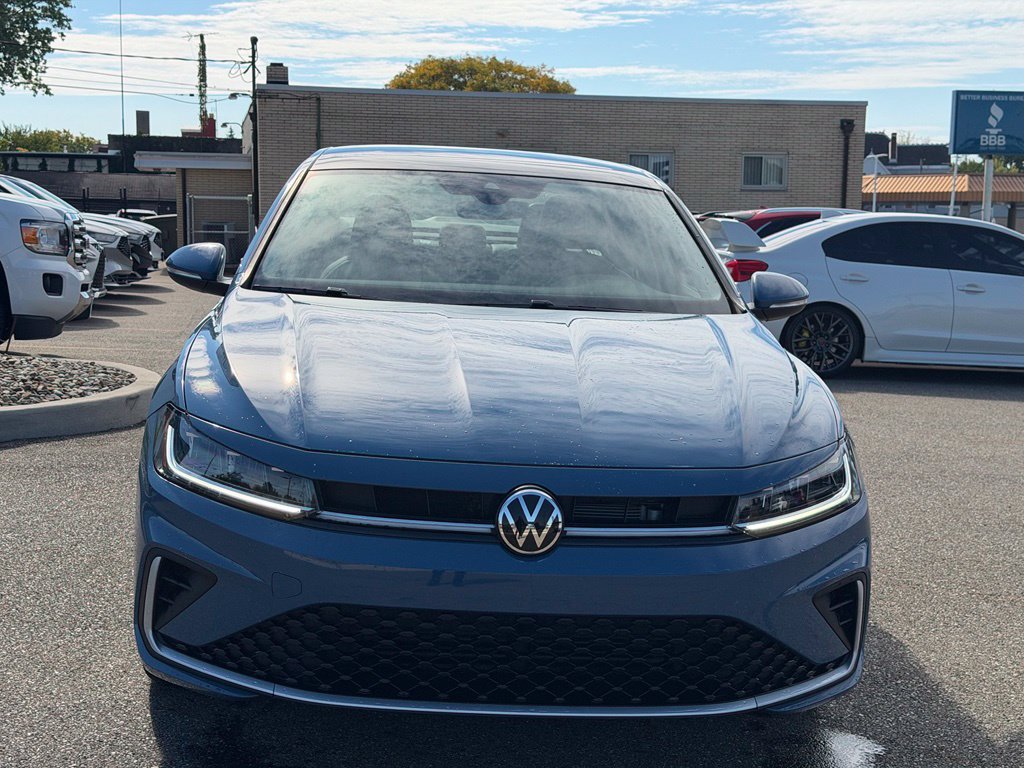 Used 2025 Volkswagen Jetta SEL FWD image 8