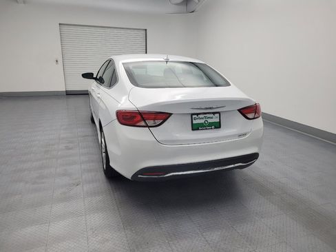 Used 2016 Chrysler 200 Limited w/ Convenience Group FWD image 6