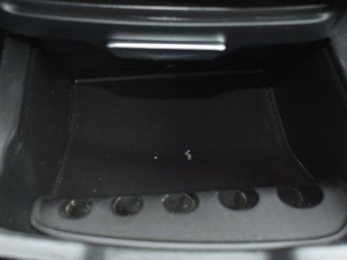 Used 2018 Chrysler Pacifica Touring-L w/ Premium Audio Group image 30