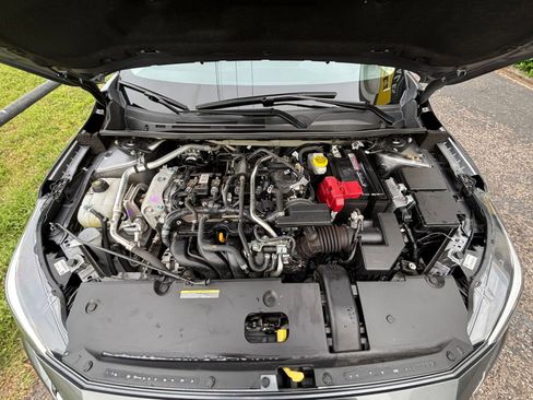 Used 2025 Nissan Sentra SV FWD image 30