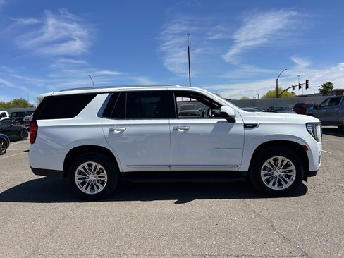 Used 2023 GMC Yukon SLT image 5