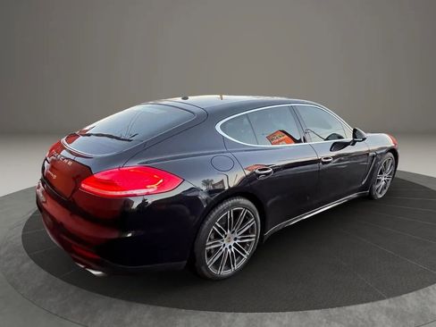 Used 2016 Porsche Panamera 4S image 6