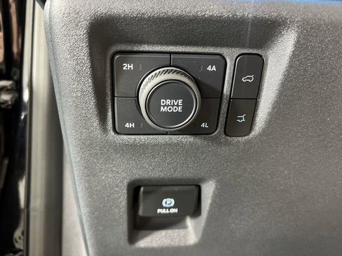 Used 2025 Ford Expedition King Ranch AWD/4WD image 19