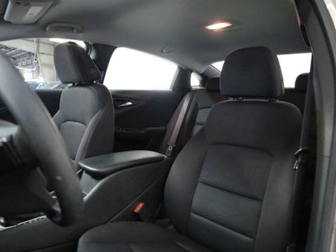 Used 2024 Chevrolet Malibu LS image 5