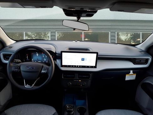 New 2026 Ford Maverick XLT w/ XLT Luxury Package image 9